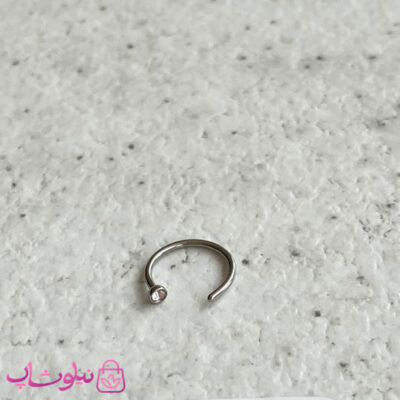 پیرسینگ بینی حلقه ای مدل نگینی نقره ای رنگ